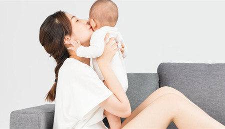 猪年男宝宝时尚名字大全