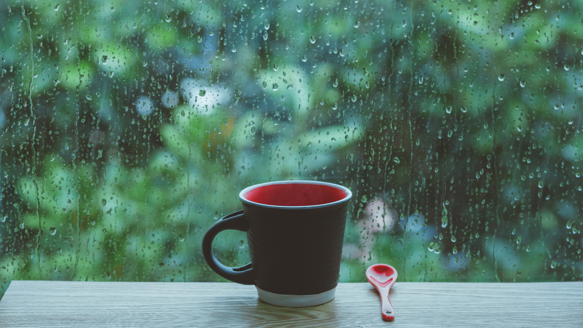 秋天雨水多冬天会更冷吗