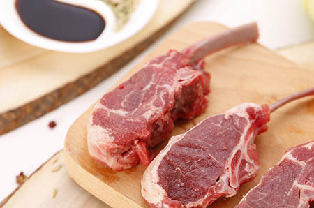 查出子宫肌瘤，到底该先怀孕还是该先治瘤？