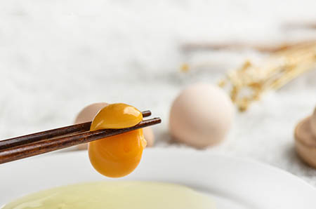 产妇“捂月子”不幸身亡，这些坐月子的错误方法你中了几枪？