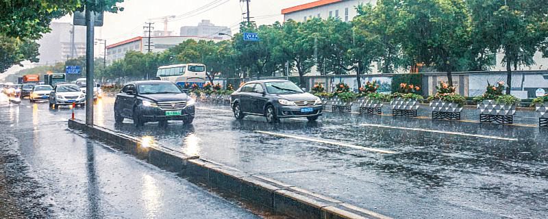 冰雹会不会砸坏车 冰雹能砸坏车吗