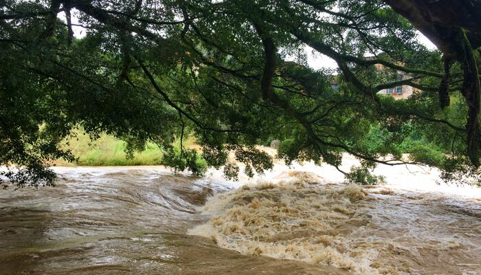 4月18日国外天气预报：南非东北部有较强降雨