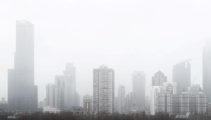 北京出现沙尘天气 空气质量已转为轻度污染