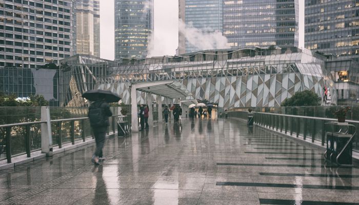 广西五一首日遇强降雨天气 桂林柳州贺州等地雨水持续侵袭