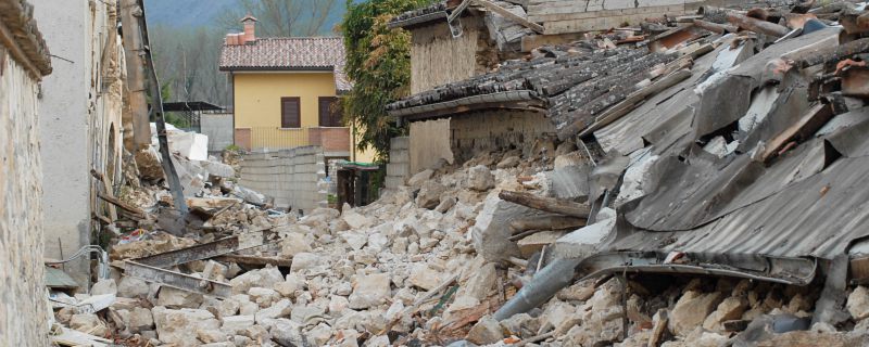 大震前有小地震吗 大地震前是会有小地震吗