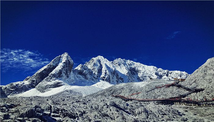 7月去玉龙雪山穿什么裤子 7月份去玉龙雪山要穿哪种裤子