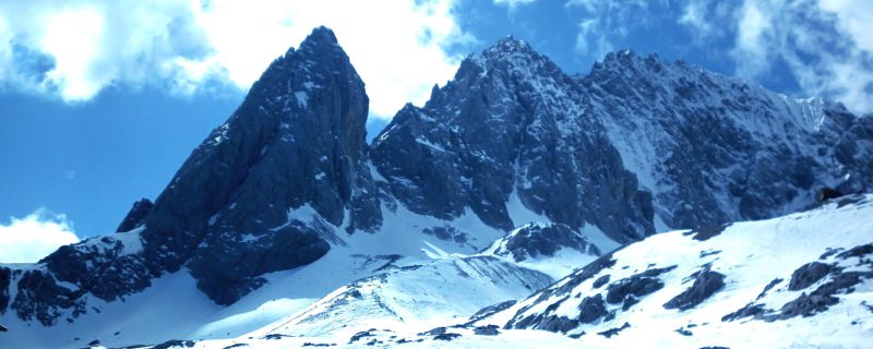 7月去玉龙雪山要穿羽绒服吗 7月份去玉龙雪山要穿羽绒衣吗