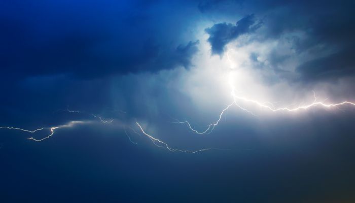 广东西部珠江口部分地区有暴雨 广州局部大雨最高温35℃