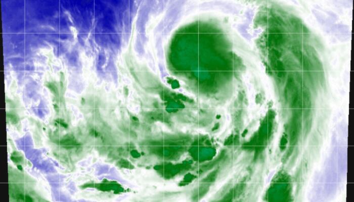 2022年第14号台风南玛都高清卫星云图情况：云系庞大但不够均匀