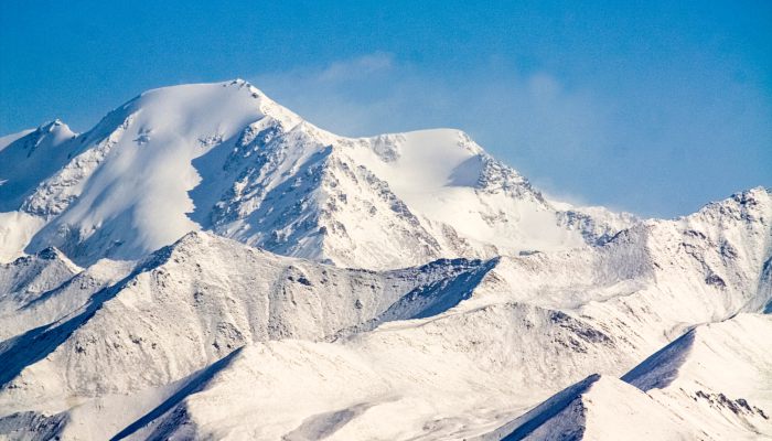 中国最高的山峰是什么山 我国最高的山是哪座山