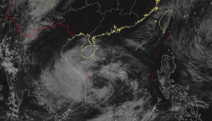 台风桑卡路径实时发布系统卫星云图（持续更新）：云系比较浓密大部覆盖越南