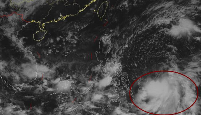 台风尼格路径实时发布系统卫星云图（持续更新）：云系庞大但还不够均匀