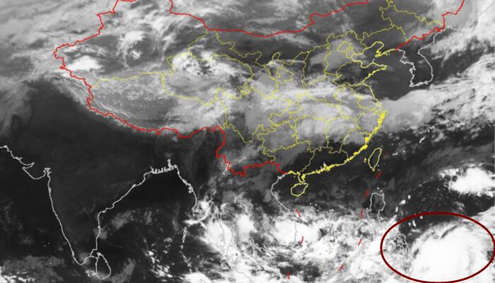 台风尼格路径实时发布系统卫星云图（持续更新）：云系庞大但还不够均匀